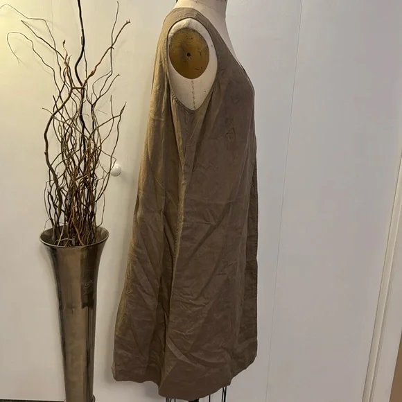 J Jill Linen sleeveless scoop neck tan midi dress with pockets - Picture 5 of 7